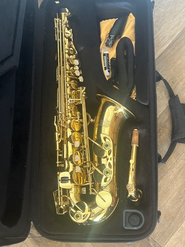 Jean paul alto saxophone with - jean,