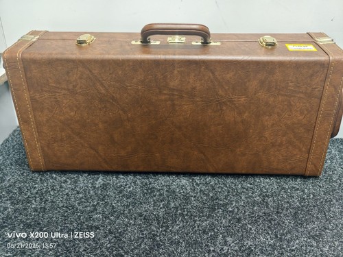 Elkhart series saxophone - 2,