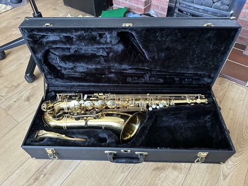 Tenor saxophone trevor james - saxophone,