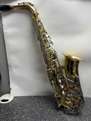 Yamaha yas saxophone - yas-25, with