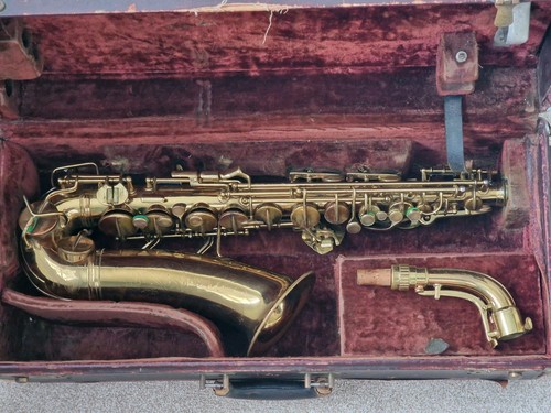 Conn viii alto saxophone - 6m,