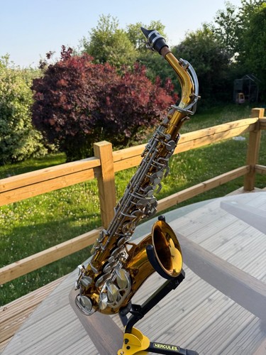 King zephyr alto saxophone - alto,