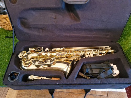 Alto saxophone gear4music - alto, by