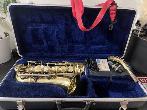 Conn alto saxophone gold - conn,