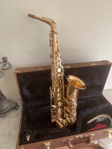 Elkhart 300 series - series, alto